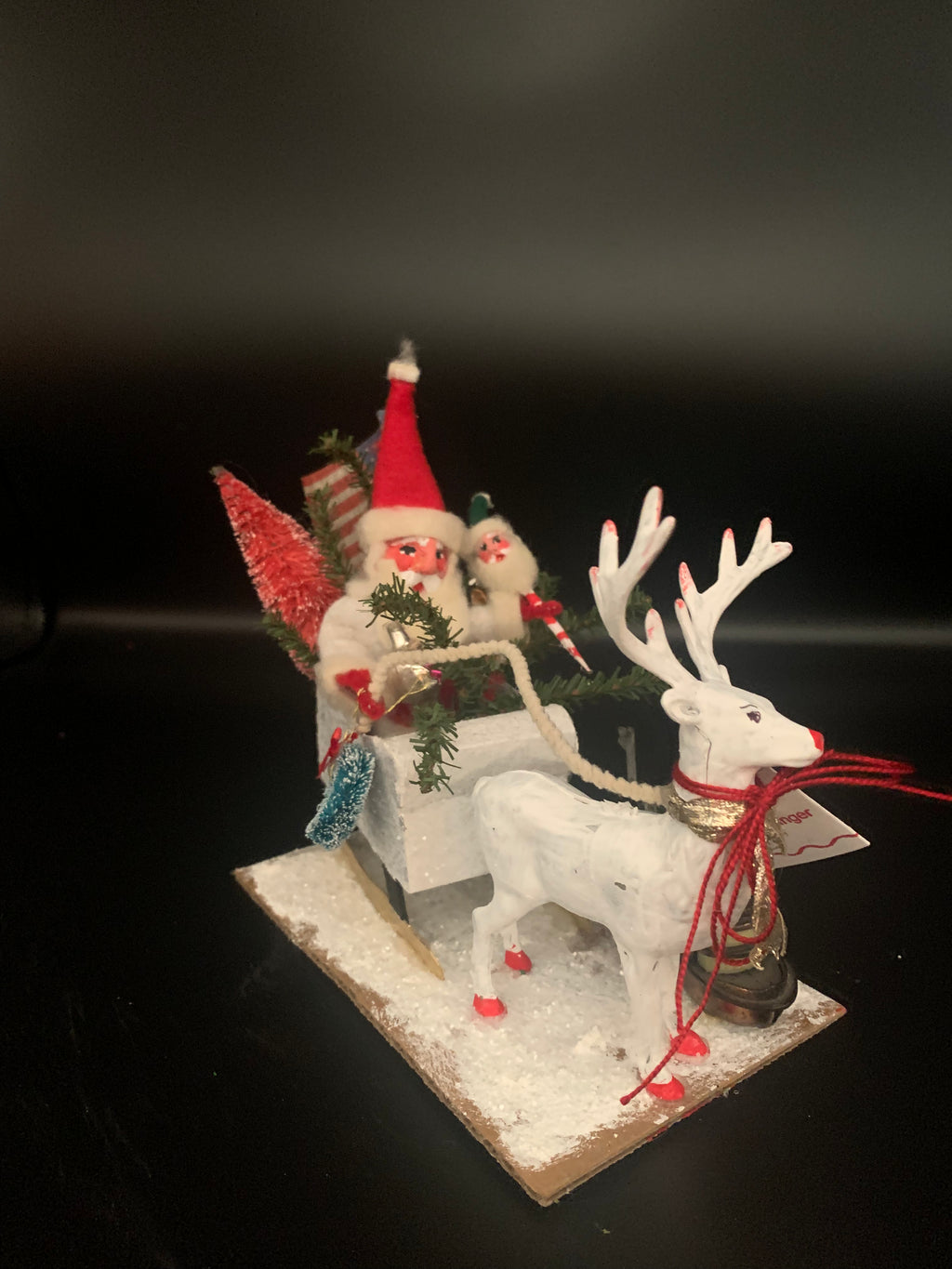 Santa in Sleigh w/Flag (small)